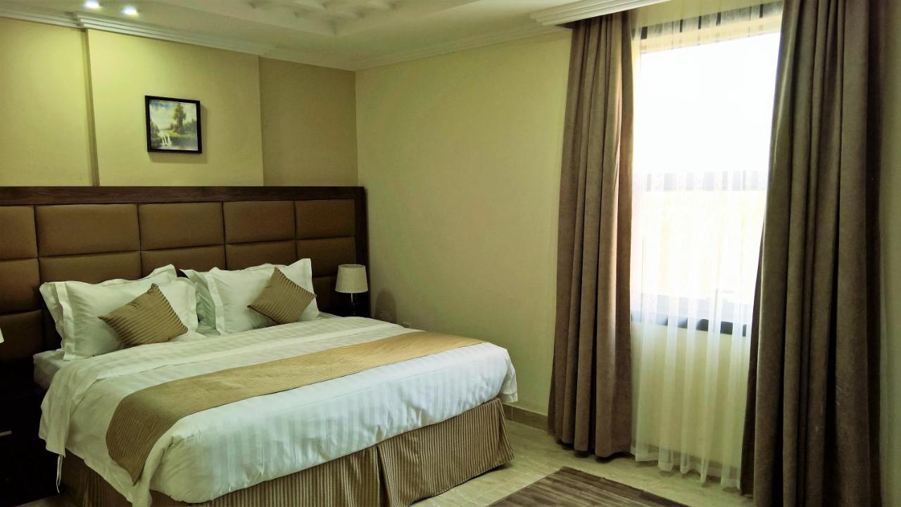 Gold Palace Serviced Apartments Dschidda Exterior foto